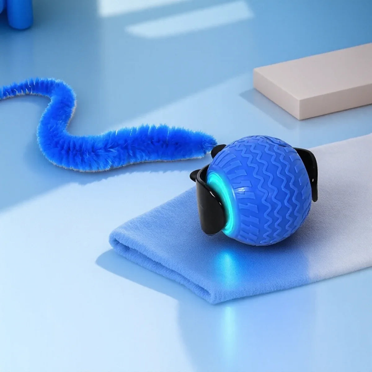 Balle Interactive Intelligente pour Chat — LED, 3 Modes & Rechargeable USB-C